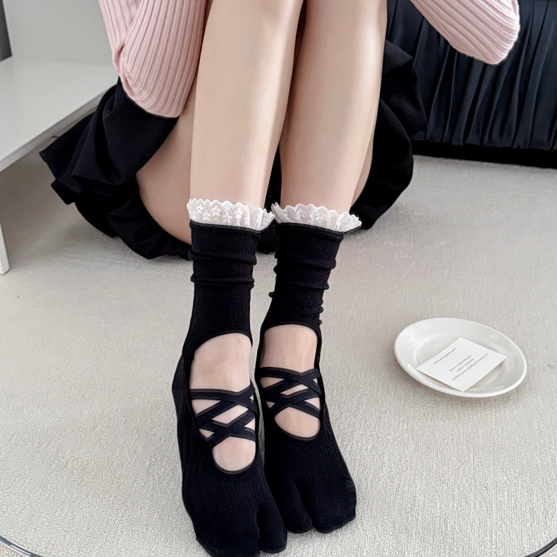 Lace Trim Split Toe Yoga Socks - огляд і ціна Pilates & Yoga Vida