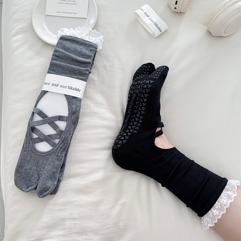 Lace Trim Split Toe Yoga Socks - огляд і ціна Pilates & Yoga Vida